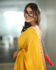 Heroine Kavya Thapar at Viswam Movie Interview Photos 93 Heroine Kavya Thapar at Viswam Movie Interview Photos 93