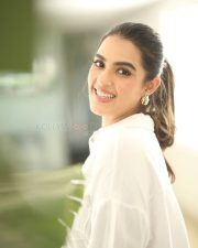Heroine Kavya Thapar at Viswam Movie Success Meet Pictures 10 Heroine Kavya Thapar at Viswam Movie Success Meet Pictures 10