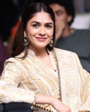 Heroine Mrunal Thakur at Dacoit Movie Trailer Launch Photos 24 Heroine Mrunal Thakur at Dacoit Movie Trailer Launch Photos 24