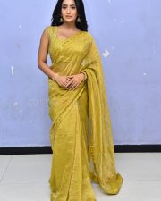 Heroine Rashi Singh at Raju Gani Saval Movie Press Meet Pictures 05
