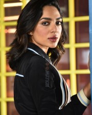 Heroine Sobhita Dhulipala at Major Movie Interview Photos 27 Heroine Sobhita Dhulipala at Major Movie Interview Photos 27