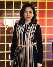 Heroine Sobhita Dhulipala at Major Movie Interview Photos 28 Heroine Sobhita Dhulipala at Major Movie Interview Photos 28