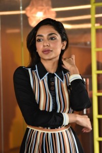 Heroine Sobhita Dhulipala at Major Movie Interview Photos 36