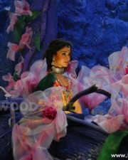 Hot And Sexy Shriya Saran Pics