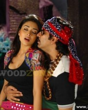 Hot And Sexy Shriya Saran Pics