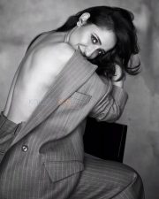 Hot Pragya Jaiswal Topless Backless in a Grey Blazer Photos 02