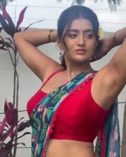 Hot Rashi Singh Navel and Armpits in a Saree with Sleeveless Red Blouse Photos 02