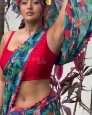 Hot Rashi Singh Navel and Armpits in a Saree with Sleeveless Red Blouse Photos 03