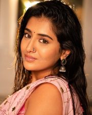 Hot Telugu Actress Rashi Singh in a Pink Saree with Sleeveless Blouse Pictures 04