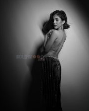 Indian Actress Priya Banerjee Sexy Pictures 06