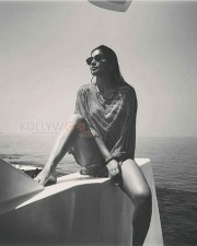 Indian Actress Shriya Saran Pictures