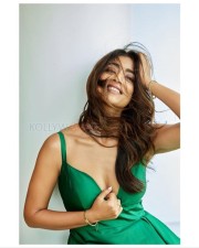 Irresistible Shriya Saran Sexy Photoshoot Stills 03