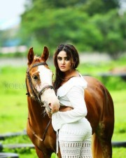 Iruvar Oppandham Movie Heroine Sony Charishta Photos
