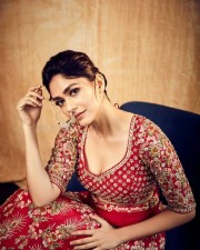 Mrunal Thakur 1 Jersey Movie Actress Mrunal Thakur Photoshoot Pictures