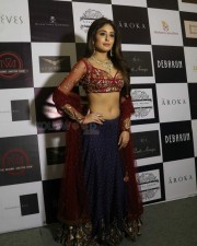 Kritika Kamra Walks The Ramp As Showstopper For Designer Debarun At The Wedding Junction Show Photos