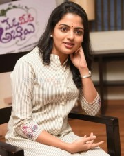 Meda Meeda Abbayi Movie Heroine Nikhila Vimal Photos