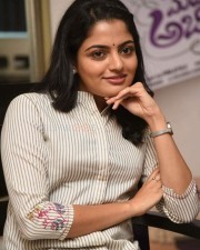 Meda Meeda Abbayi Movie Heroine Nikhila Vimal Photos