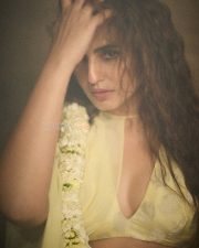 Mesmerising Huma Qureshi Bold and Cute Pictures 02