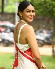 Mrunal Thakur at Sita Ramam Movie Song Launch Pictures 09 Mrunal Thakur at Sita Ramam Movie Song Launch Pictures 09
