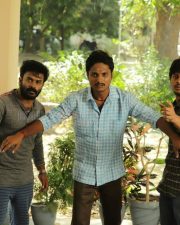 Naan Vera Mathiri Movie Pictures