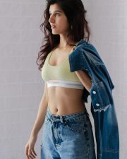 Ninaivo Oru Paravai Actress Sanjana Sarathy in a Calvin Klein Lightly Padded Non Woven Bra with a Pair of Light Blue Denim Jeans Photos 03 Ninaivo Oru Paravai Actress Sanjana Sarathy in a Calvin Klein Lightly Padded Non Woven Bra with a Pair of Light Blue Denim Jeans Photos 03