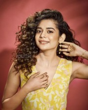 Ori Devuda Heroine Mithila Palkar Photo 01 Ori Devuda Heroine Mithila Palkar Photo 01