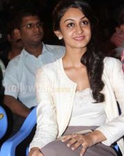 Pattathu Yaanai Heroine Aishwarya Arjun Pictures
