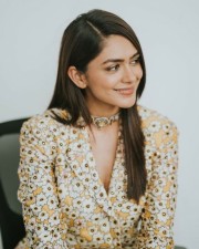 Pippa Actress Mrunal Thakur Photoshoot Pictures 02 Pippa Actress Mrunal Thakur Photoshoot Pictures 02