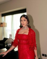 Resplendent Mrunal Thakur Cleavage in a Red Embellished Lehenga Photos 04 Resplendent Mrunal Thakur Cleavage in a Red Embellished Lehenga Photos 04