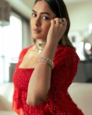 Resplendent Mrunal Thakur Cleavage in a Red Embellished Lehenga Photos 06 Resplendent Mrunal Thakur Cleavage in a Red Embellished Lehenga Photos 06