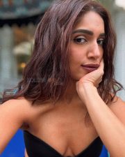 Sexy Bhumi Pednekar in a Black Strapless Bikini Photos 01