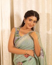 Sexy Glam Rashi Singh in a Soft Pastel Saree for Zee Telugu Kutumbam Awards 2025 Photos 03