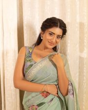 Sexy Glam Rashi Singh in a Soft Pastel Saree for Zee Telugu Kutumbam Awards 2025 Photos 03