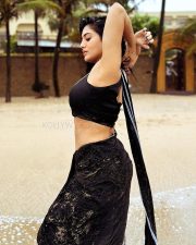 Sexy Rashi Singh Navel in Black Saree Beach Photos 02
