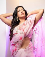 Sexy Rashi Singh Navel in a Pink Floral Saree Pictures 03