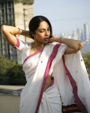 Sexy Sobhita Dhulipala in White Summer Saree Photos 01 Sexy Sobhita Dhulipala in White Summer Saree Photos 01