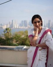 Sexy Sobhita Dhulipala in White Summer Saree Photos 05 Sexy Sobhita Dhulipala in White Summer Saree Photos 05