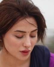 Sexy TV Actress Mahira Sharma in Saree Photos 01