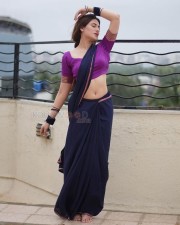 Sexy TV Actress Mahira Sharma in Saree Photos 03