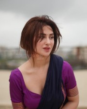 Sexy TV Actress Mahira Sharma in Saree Photos 07