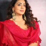 Shriya Saran at Gamanam Movie Press Meet Pictures 01 Shriya Saran at Gamanam Movie Press Meet Pictures 01