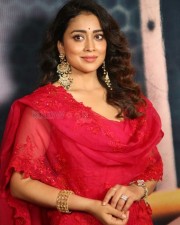 Shriya Saran at Gamanam Movie Press Meet Pictures 13