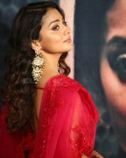 Shriya Saran at Gamanam Movie Press Meet Pictures 16 Shriya Saran at Gamanam Movie Press Meet Pictures 16