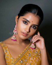 Siren Heroine Anupama Parameswaran Cute Saree Photoshoot Pictures 01