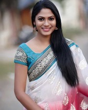 South Actress Shruti Reddy Portfolio Pictures