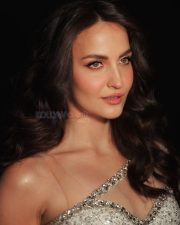 Sparkling Actress Elli Avrram in a White Crystal Fringe Bralette Skirt Photos 02