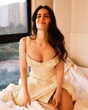 Stunning and Sexy Elli Avrram in a Light Yellow Maxi Dress Photos 04
