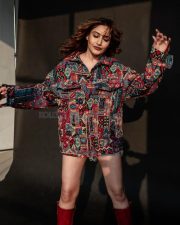Stylish Surbhi Chandna in a Tiny Denim Shorts and Colorful Top Photos 04