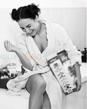 Elli AvrRam 16 Swedish Bollywood Actress Elli Avrram Photos