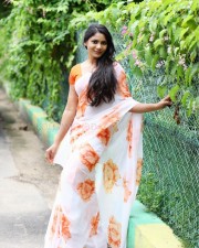 Tamil Actress Shruti Reddy Latest Photoshoot Pictures 67